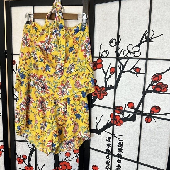 L*SPACE Kelly Bloom Romper Sunshine Gold Yellow Floral Size L Halter Tie neck - Picture 4 of 8